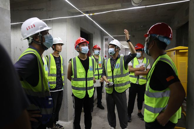 四大機器人現身工地，碧桂園以科技賦能安全生產與文明施工新標桿